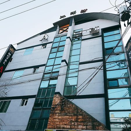 Gumi A Motel Экстерьер фото