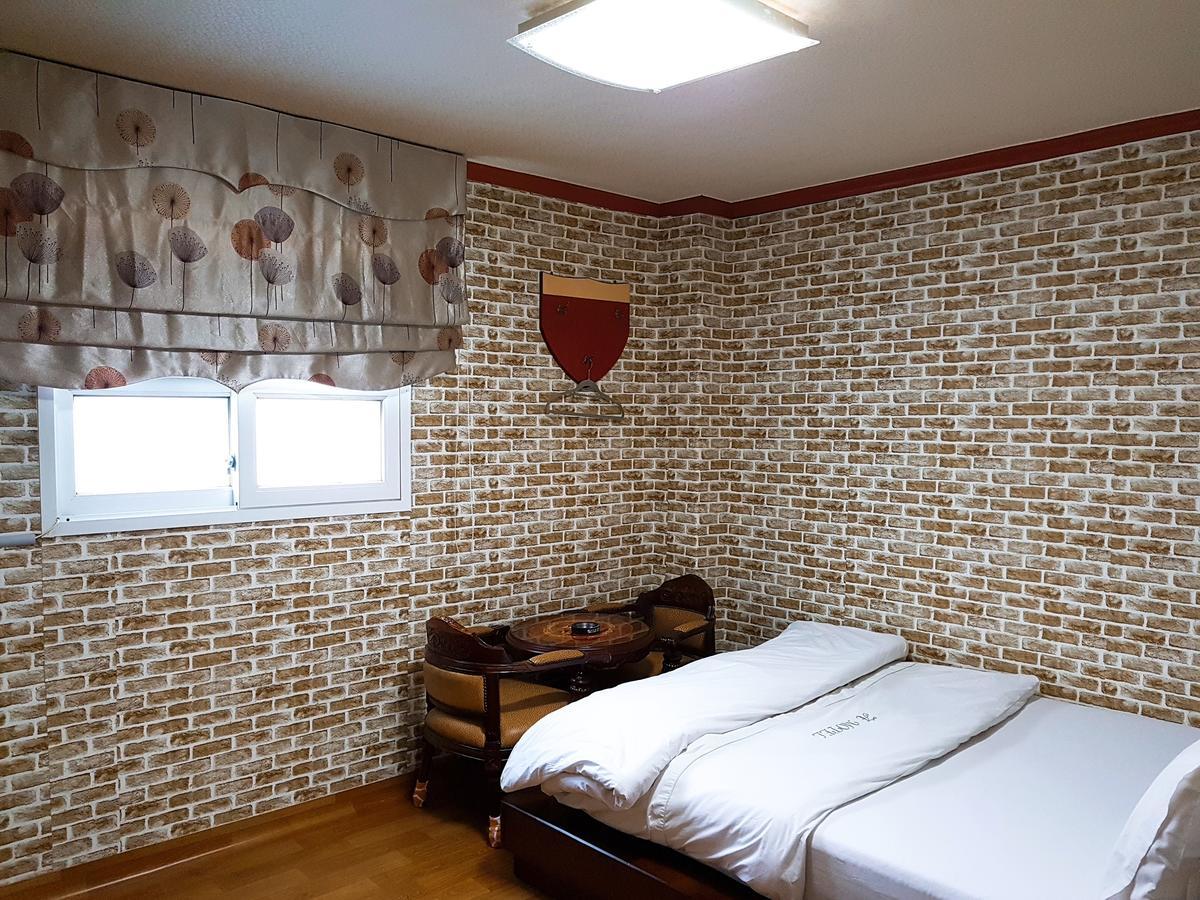 Gumi A Motel Экстерьер фото